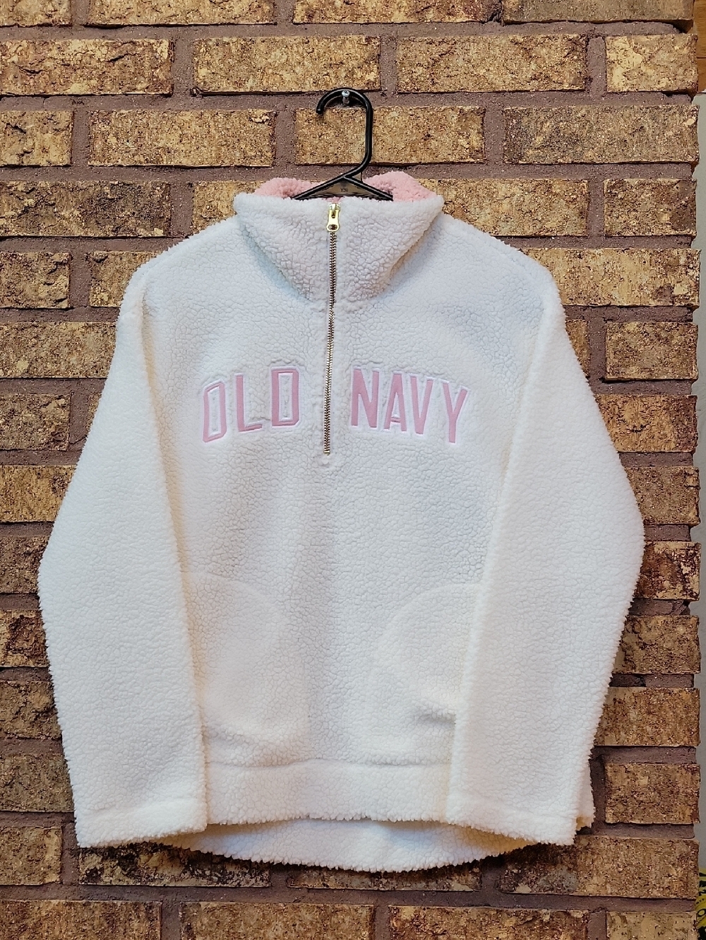 Old Navy White Sherpa Half-Zip Pullover with Pink Logo Size XS